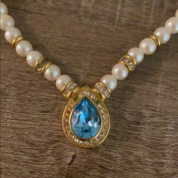 Oscar de la Renta Vintage Blue & Pearl Necklace - Picture 1 of 4
